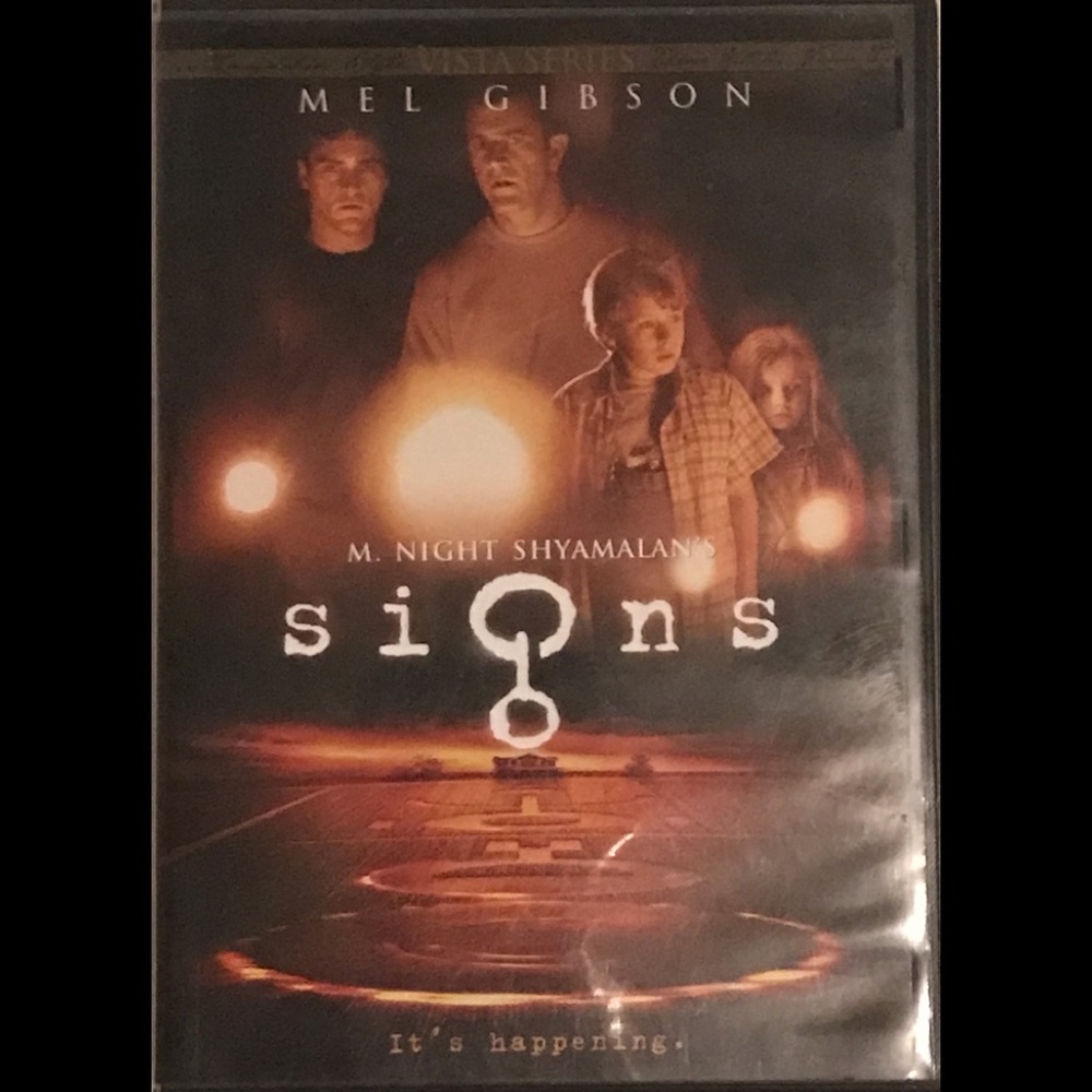 3/$10 “Signs” Starring Mel Gibson DVD - Pre-owned